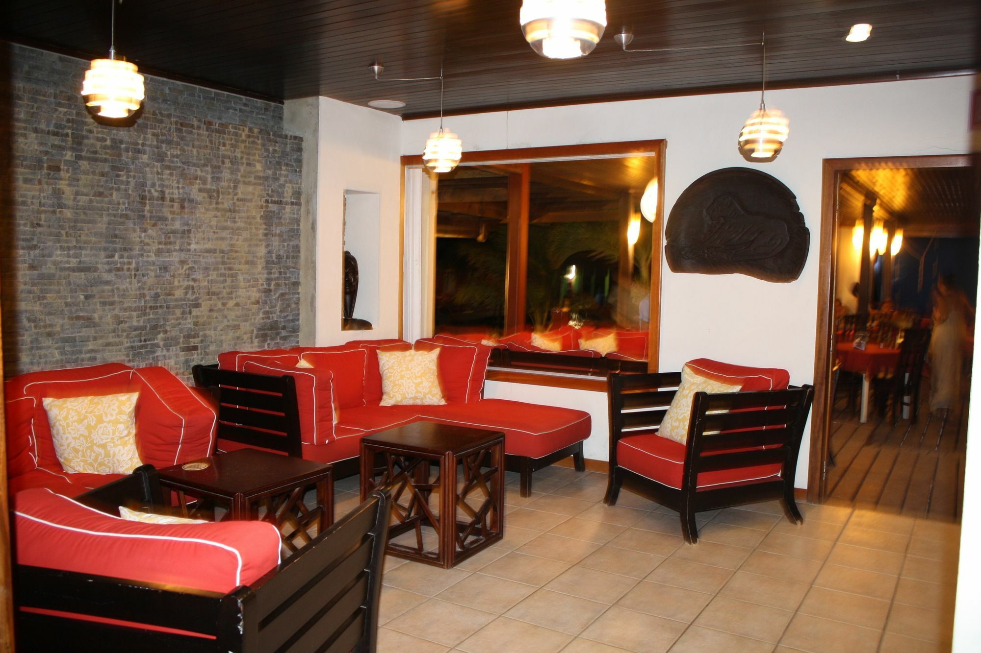 Holiday Hotel سان بيدرو المظهر الخارجي الصورة
