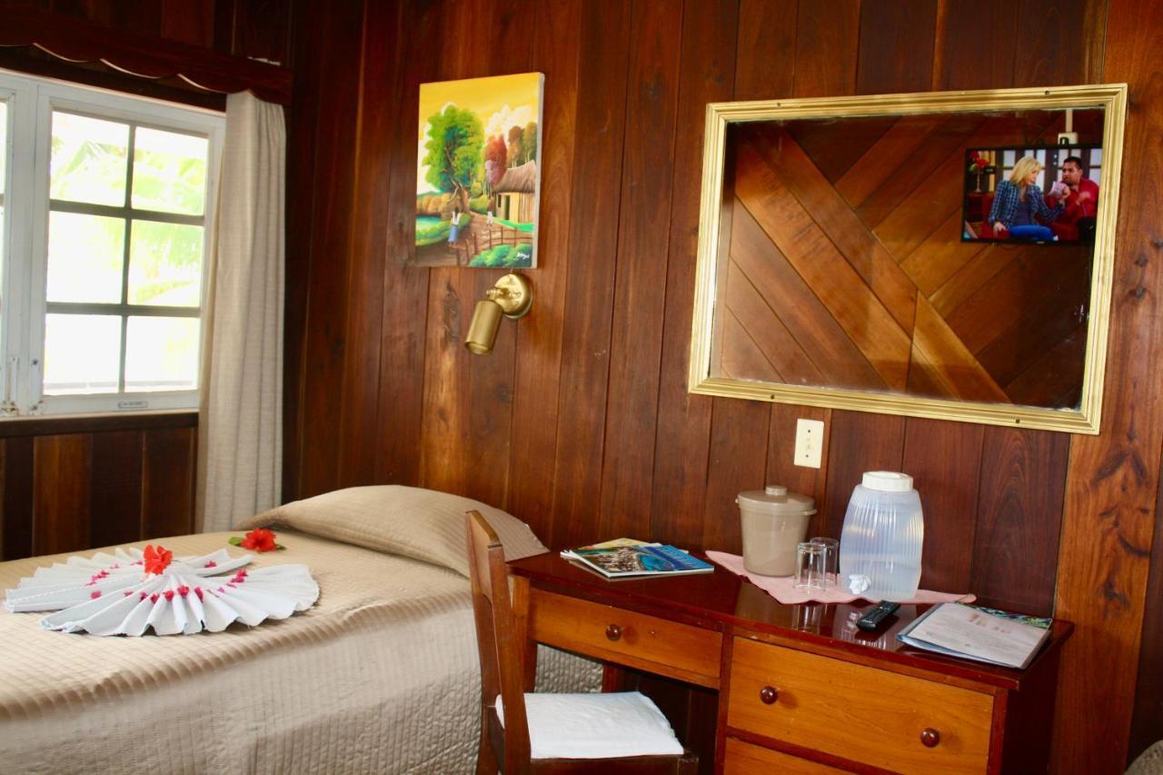 Holiday Hotel سان بيدرو المظهر الخارجي الصورة